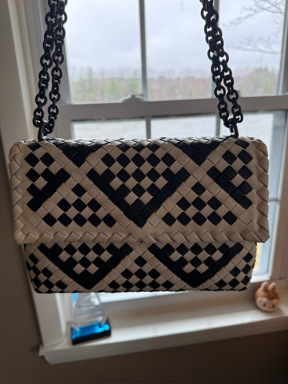 Bottega Veneta
Intrecciato Olimpia Medium